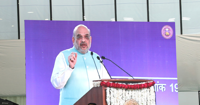 वैचारिक लड़ाई का अखाड़ा न बने विश्वविद्यालय : अमित शाह वैचारिक लड़ाई का अखाड़ा न बने विश्वविद्यालय : अमित शाह